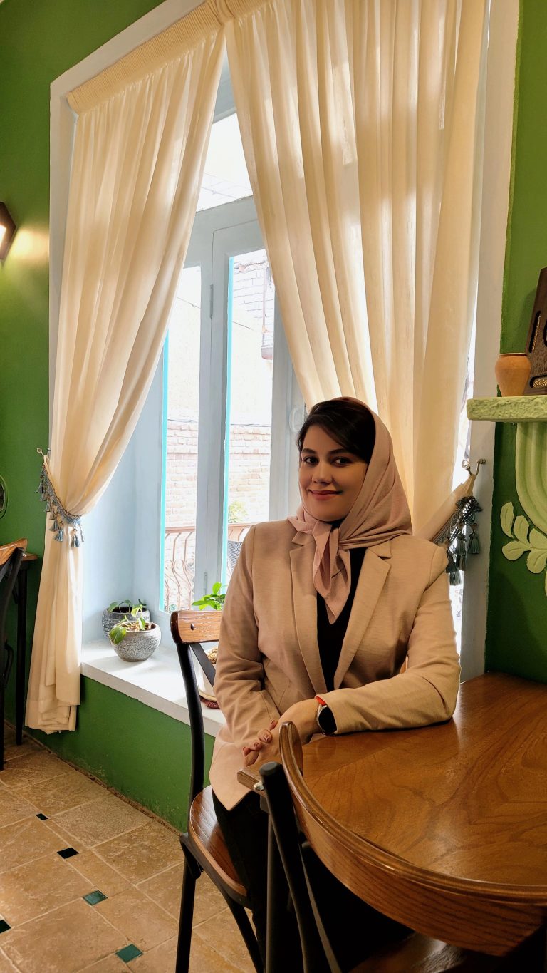 زینب خزاعی شیر